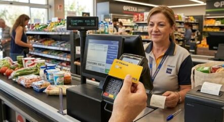 Piraeus Visa Debit
