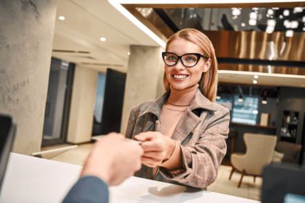 UniCredit Mastercard Platinum — online igénylési felület a UniCredit Bank hivatalos oldalán